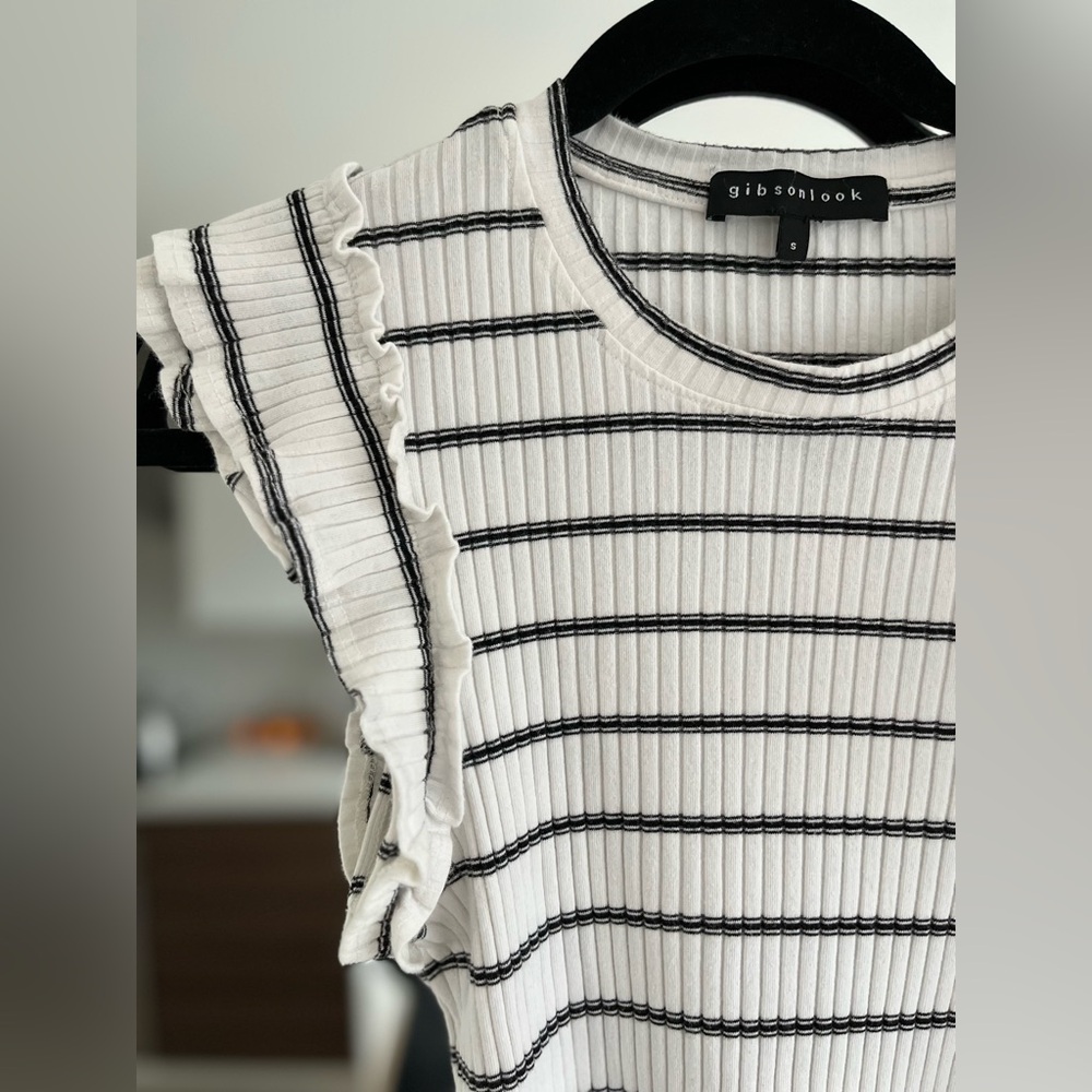 GIBSONLOOK Ribbed Top Size S - Picture 5 of 14